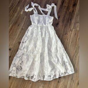 Lulu's White Lace Midi Dress